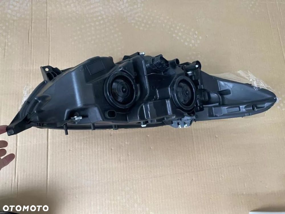 Lampy przód Forda Mondeo Fusion 2013r wersja USA - 6