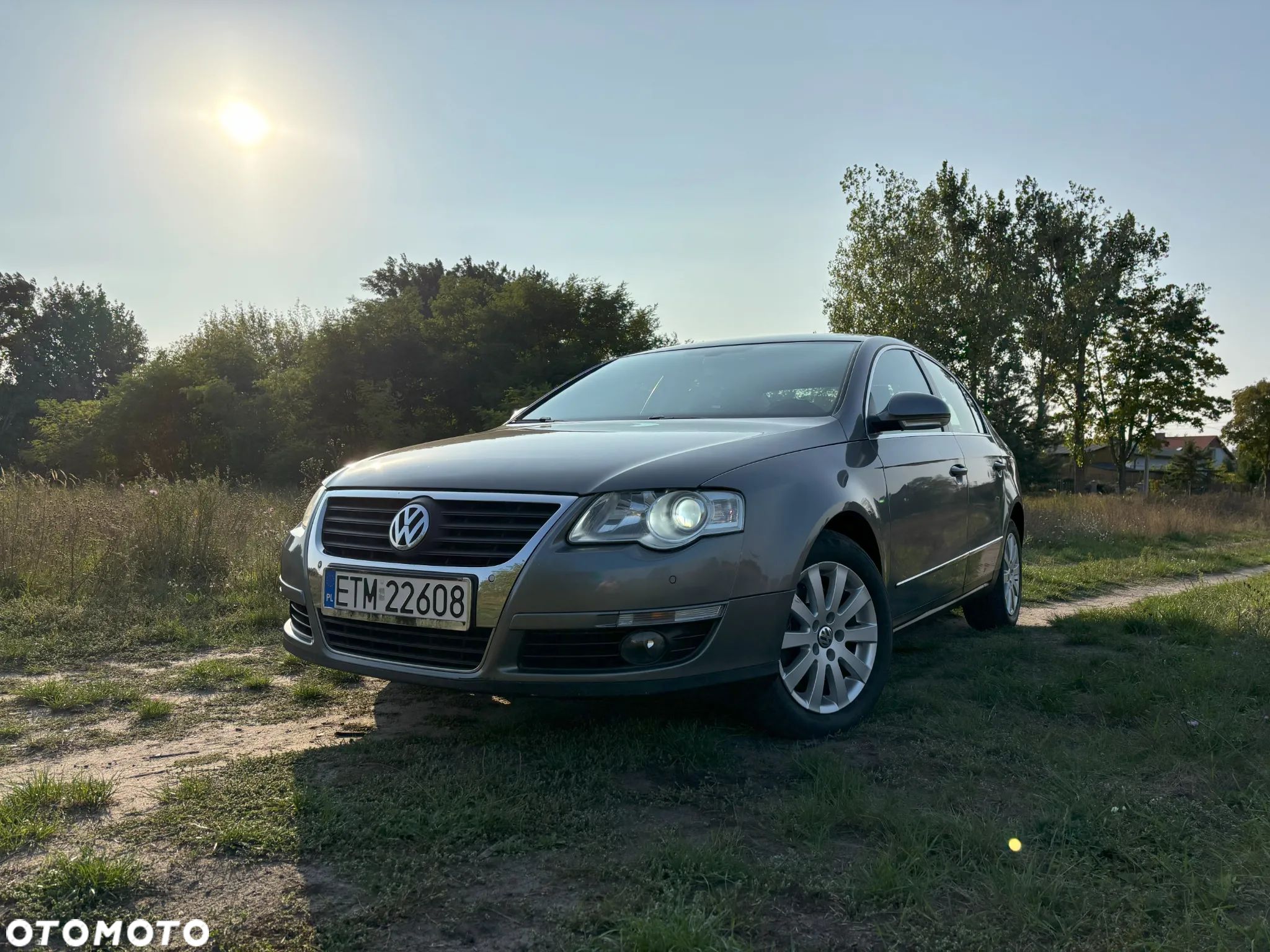Volkswagen Passat 1.9 TDI Trendline - 1