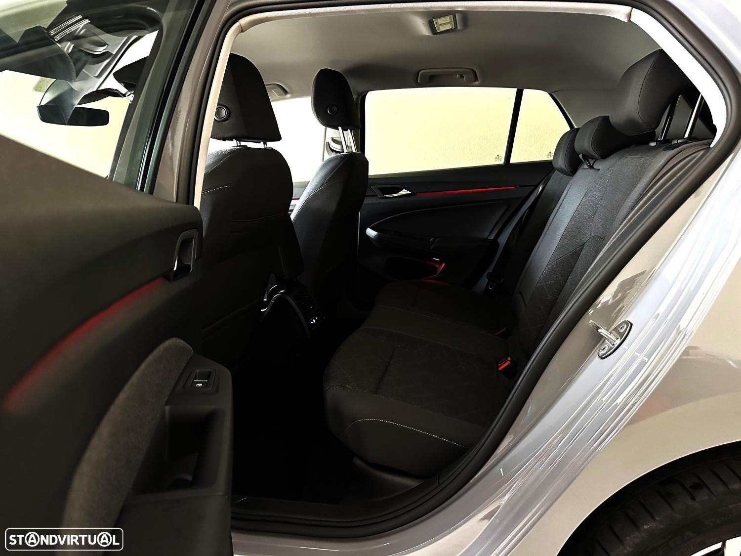 VW Golf 1.0 TSI Life - 28