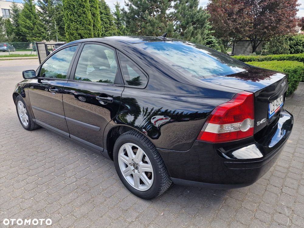Volvo S40 2.0D Momentum - 4