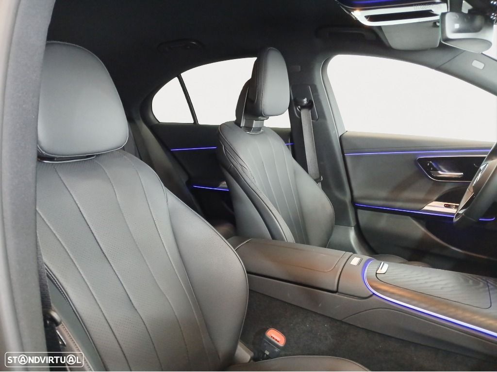 Mercedes-Benz E 300 de - 13