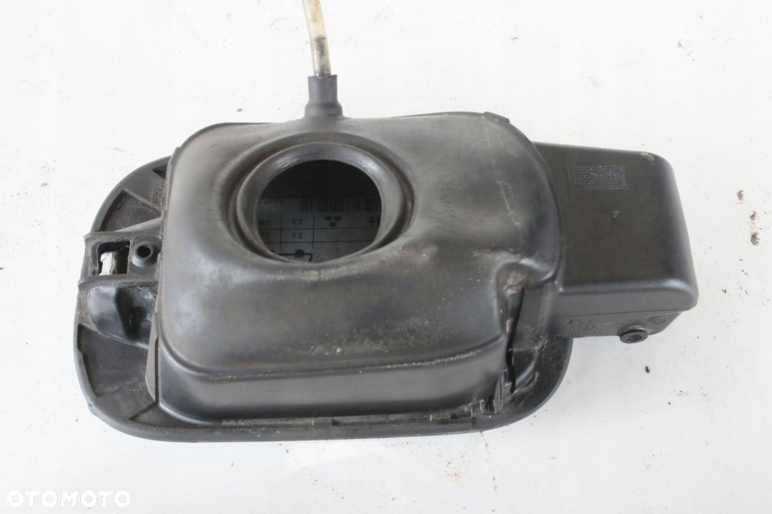 klapka wlewu paliwa VW Jetta - 4