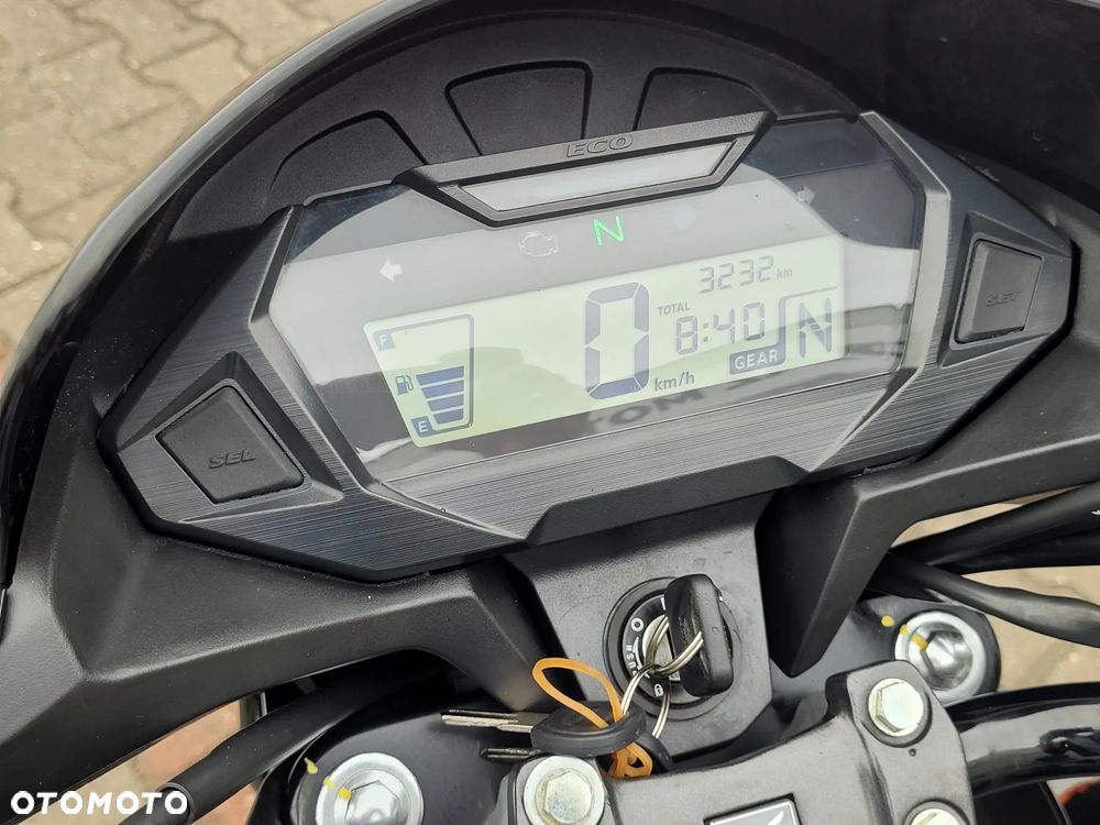 Honda CB - 23