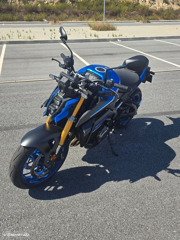 Suzuki GSX S 1000 Naked - 6