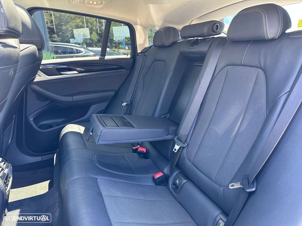 BMW X4 20 d xDrive XLine Auto - 17