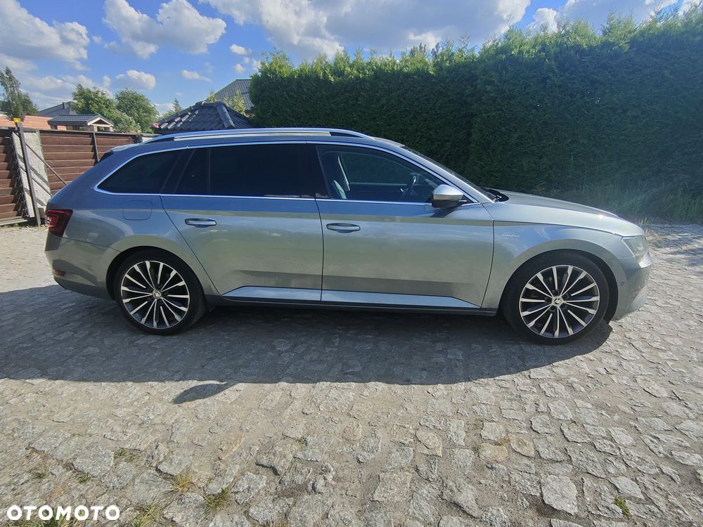 Skoda Superb 2.0 TDI 4x4 L&K DSG - 9