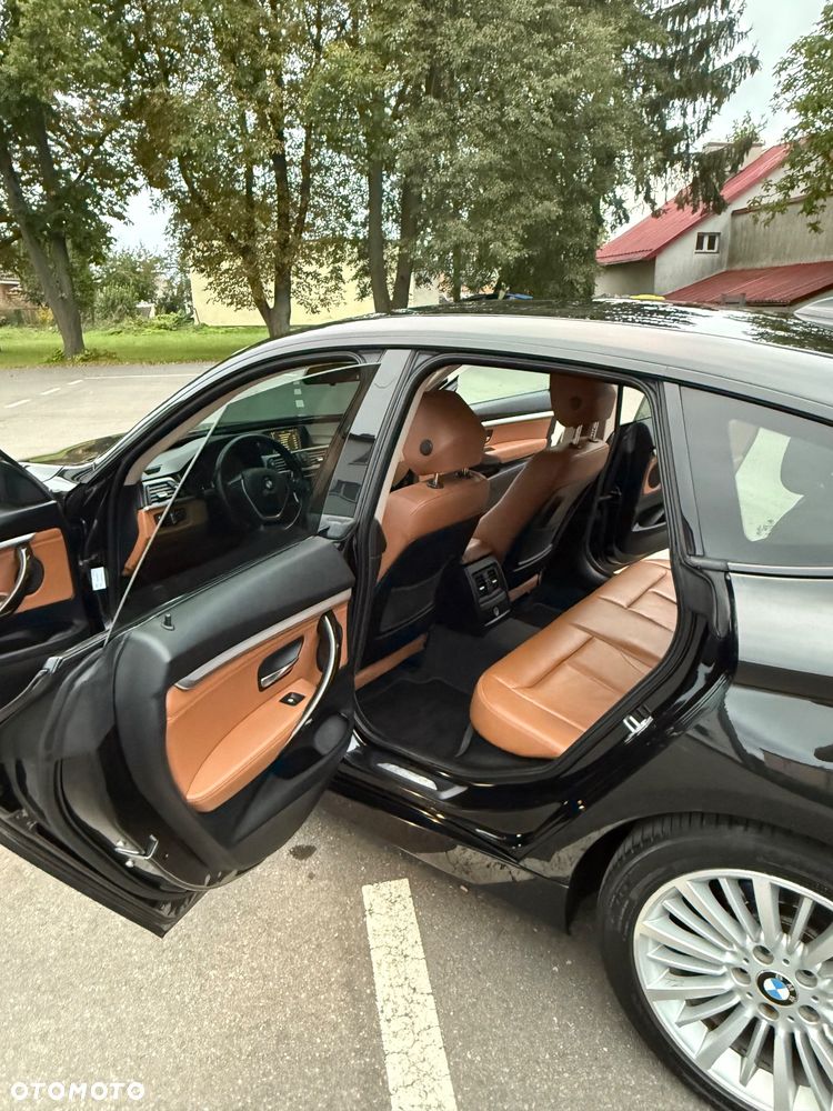 BMW Seria 3 318d Luxury Line - 23