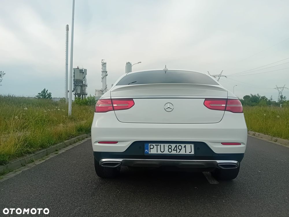 Mercedes-Benz GLE - 26