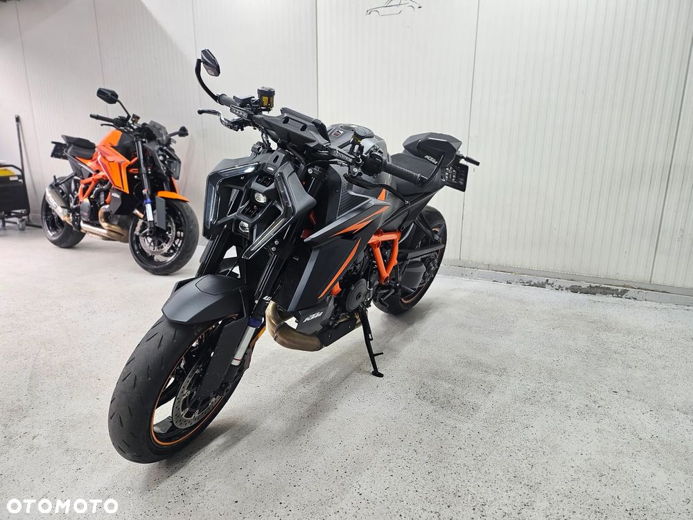 KTM Super Duke 1350 - 9