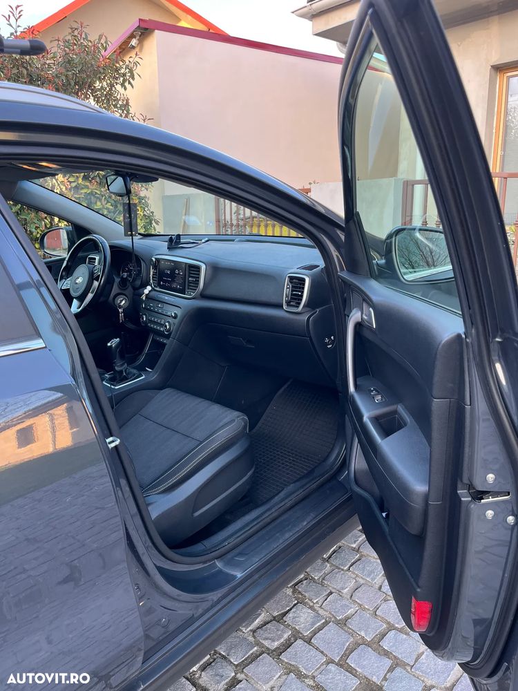 Kia Sportage 1.6 GDI 6MT 4x2 Style - 8