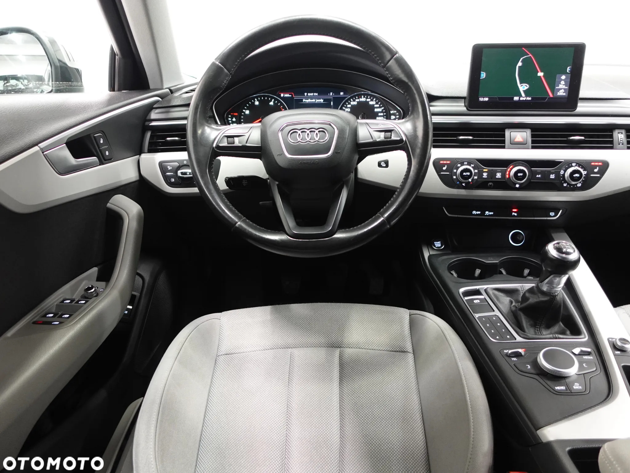 Audi A4 Avant 2.0 TDI - 31