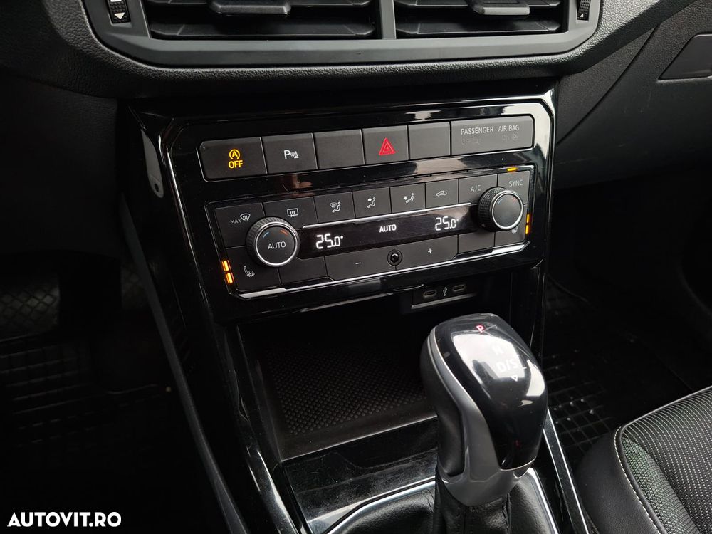 Volkswagen T-Cross 1.5 TSI DSG Life - 28