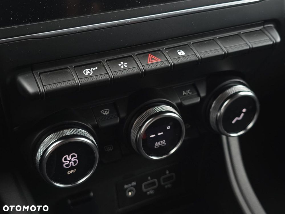 Renault Captur - 19