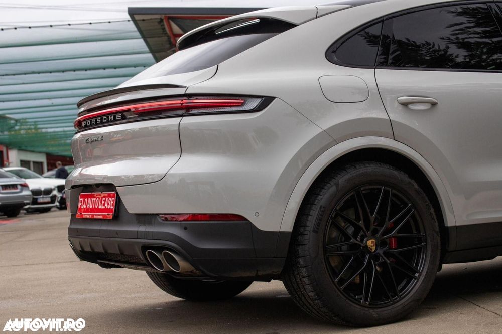 Porsche Cayenne Coupe - 9