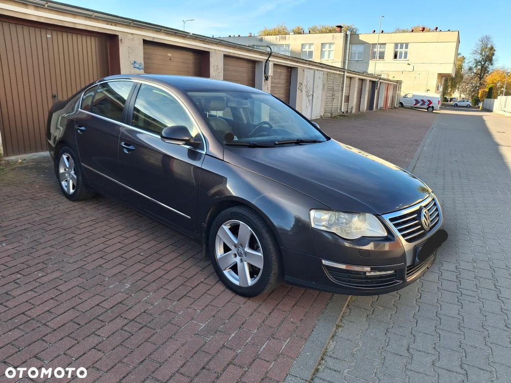 Volkswagen Passat - 5