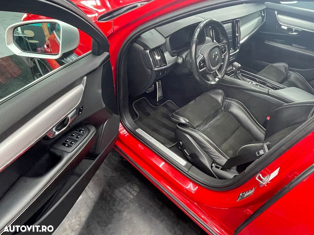 Volvo V90 D4 R-Design - 11
