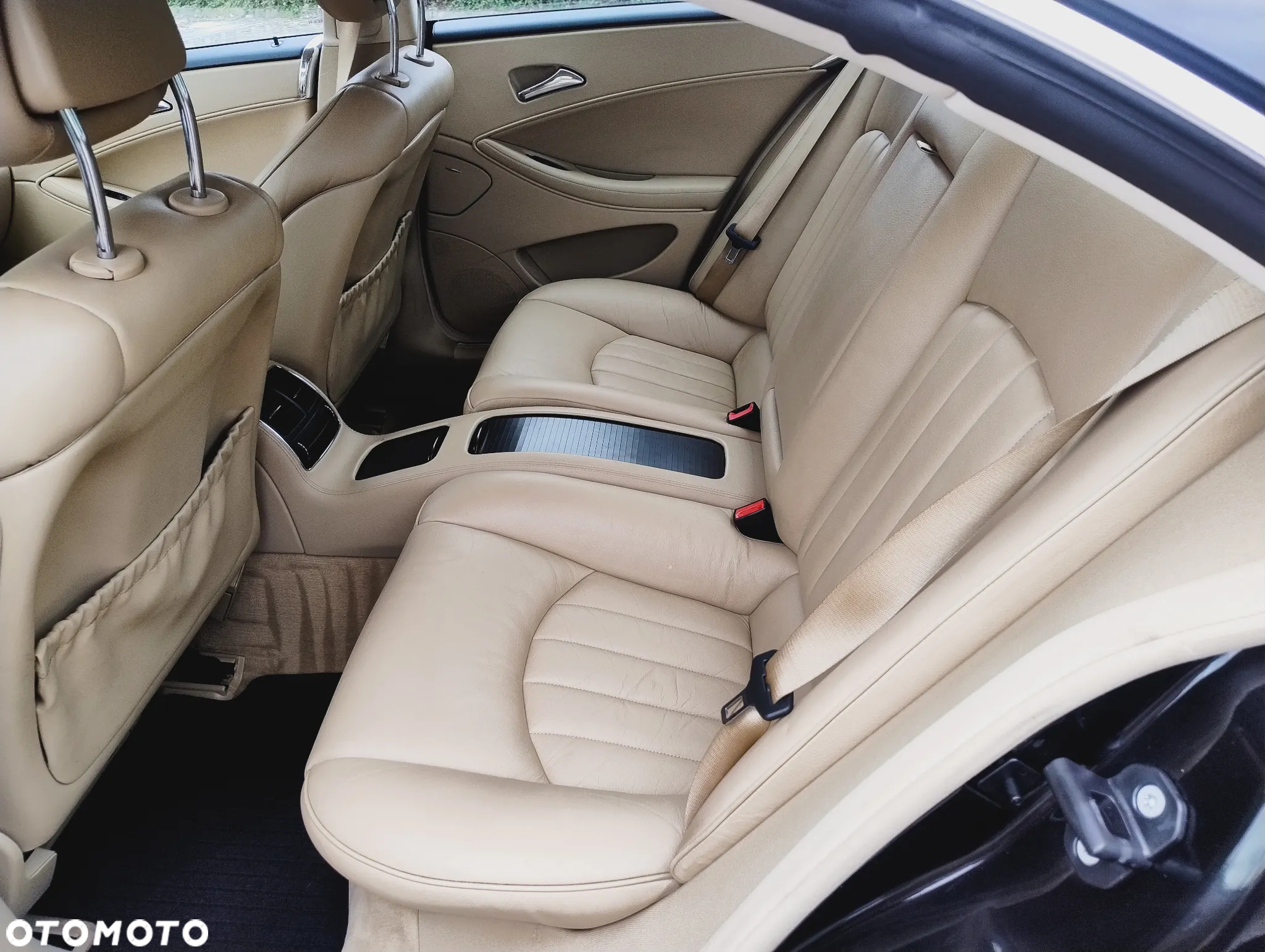 Mercedes-Benz CLS 350 - 14