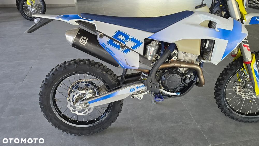Husqvarna FE - 11