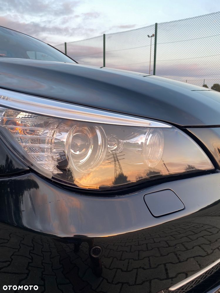 BMW Seria 5 525d Edition Exclusive - 12