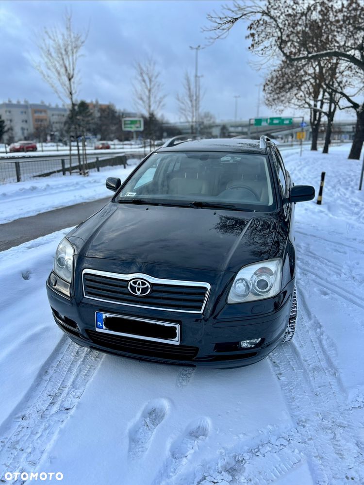 Toyota Avensis 2.2 D-4D Prestige - 8