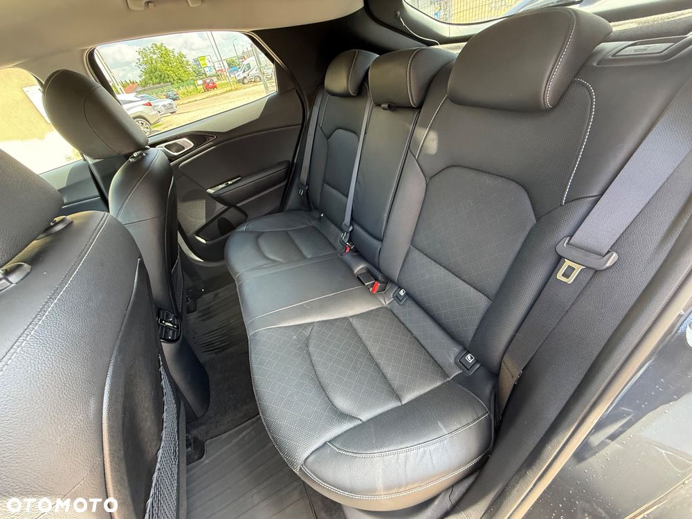 Kia XCeed 1.6 CRDi DCT7 PLATINUM EDITION - 24