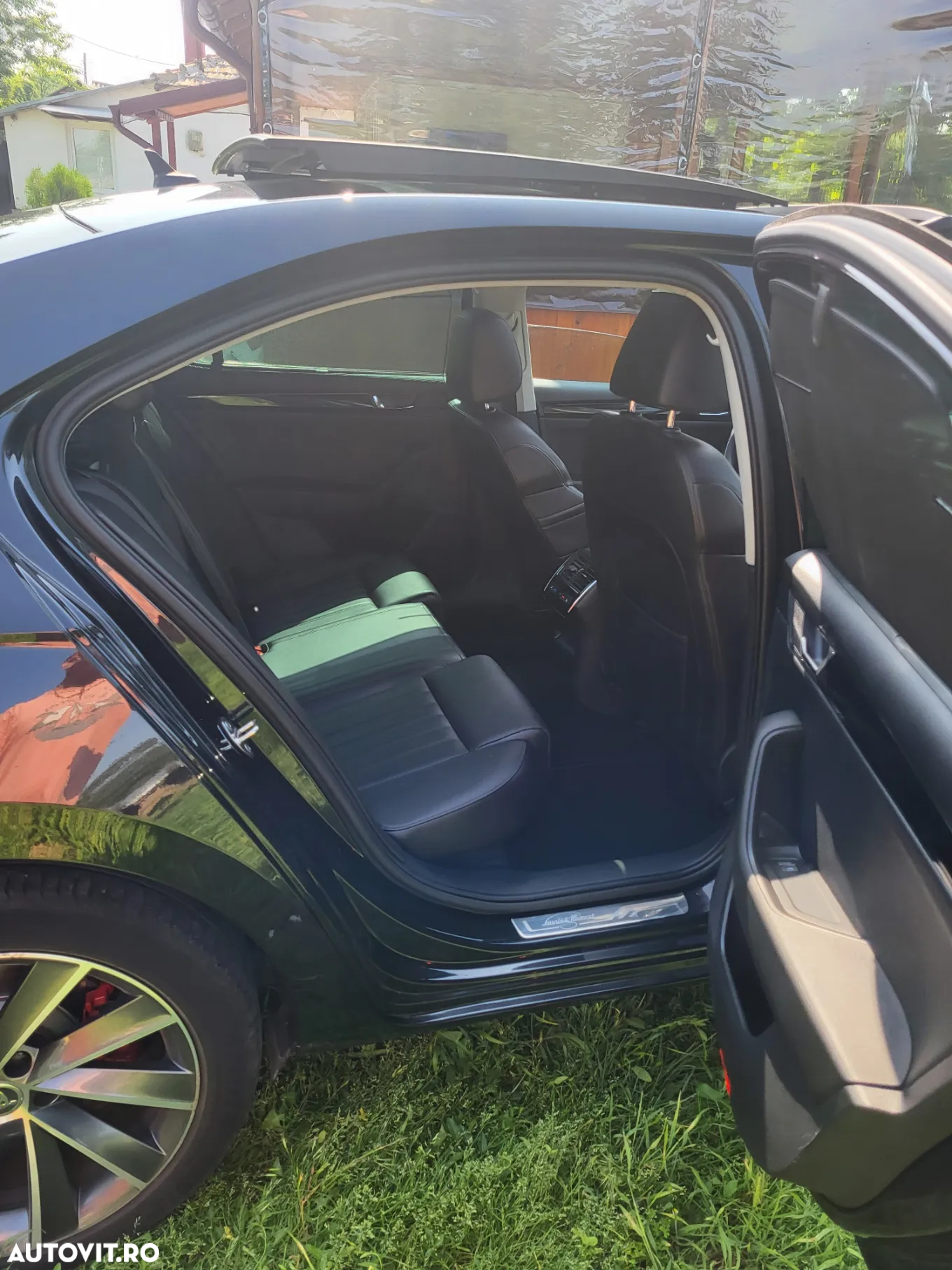 Skoda Superb 2.0 TDI DSG L&K - 4