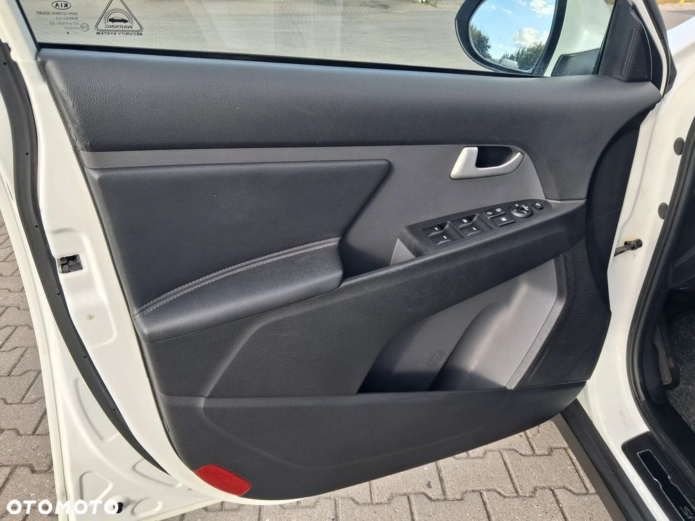 Kia Sportage 1.6 GDI 2WD ISG Edition 7 - 18