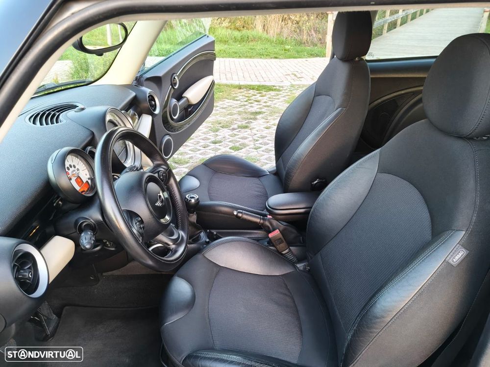 MINI 3 Portas Cooper D - 8