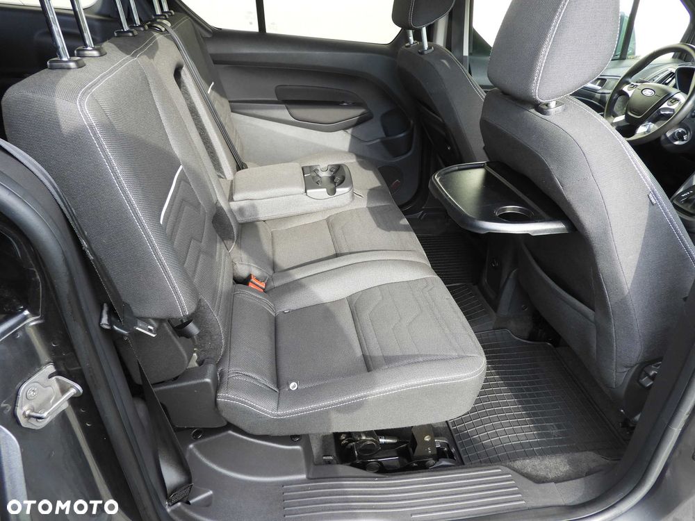 Ford Tourneo Connect Grand - 5
