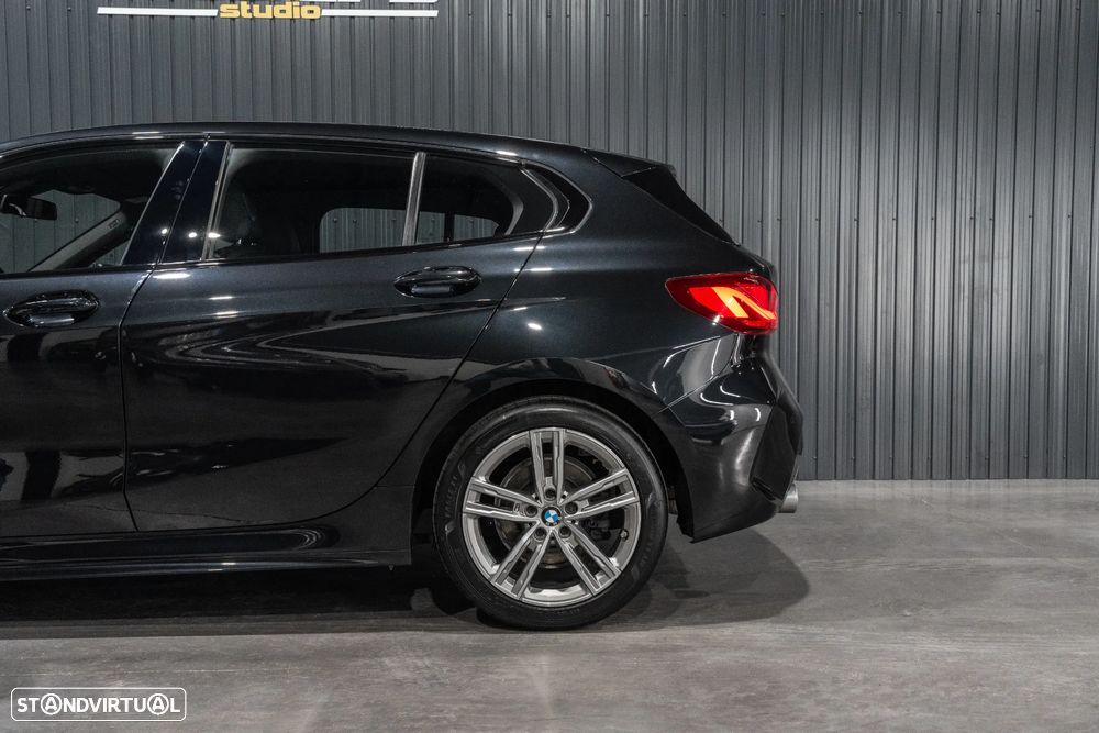 BMW 118 i Pack Desportivo M Auto - 29