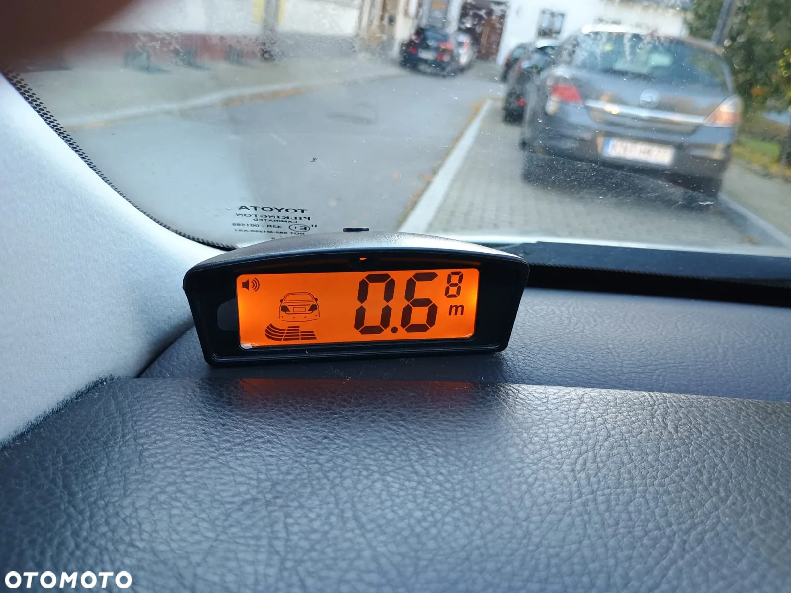 Toyota Avensis 1.8 VVT-i Sol - 14