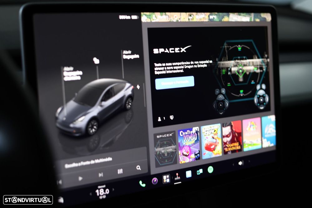 Tesla Model Y Long-Range RWD - 40