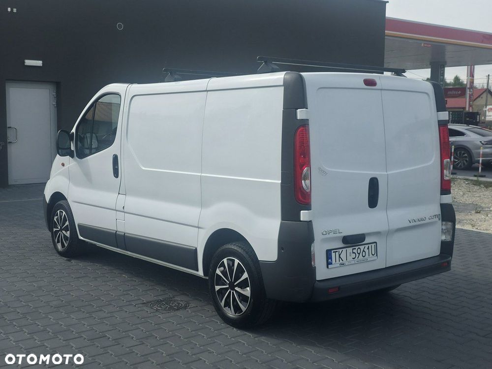 Opel Vivaro - 4