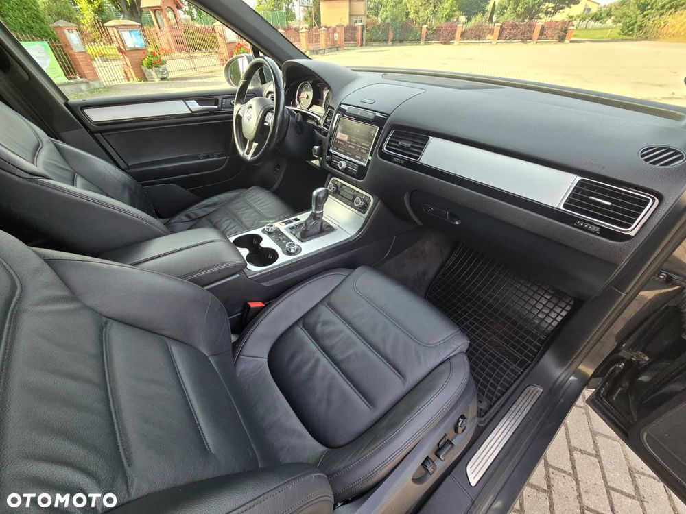 Volkswagen Touareg - 18