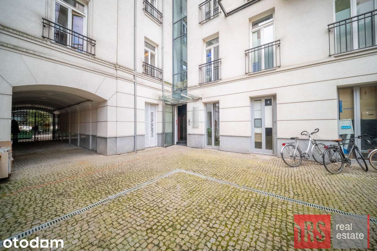 Studio-39 m2, Zrewitalizowana kamienica, Wilcza 72