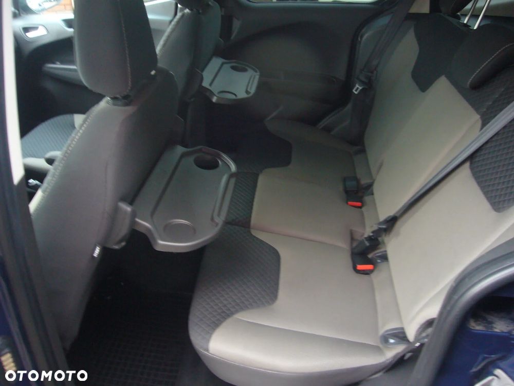 Ford Tourneo Courier 1.5 TDCi Titanium - 13