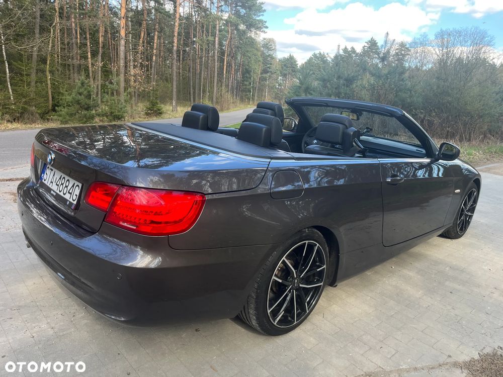 BMW Seria 3 320d - 15
