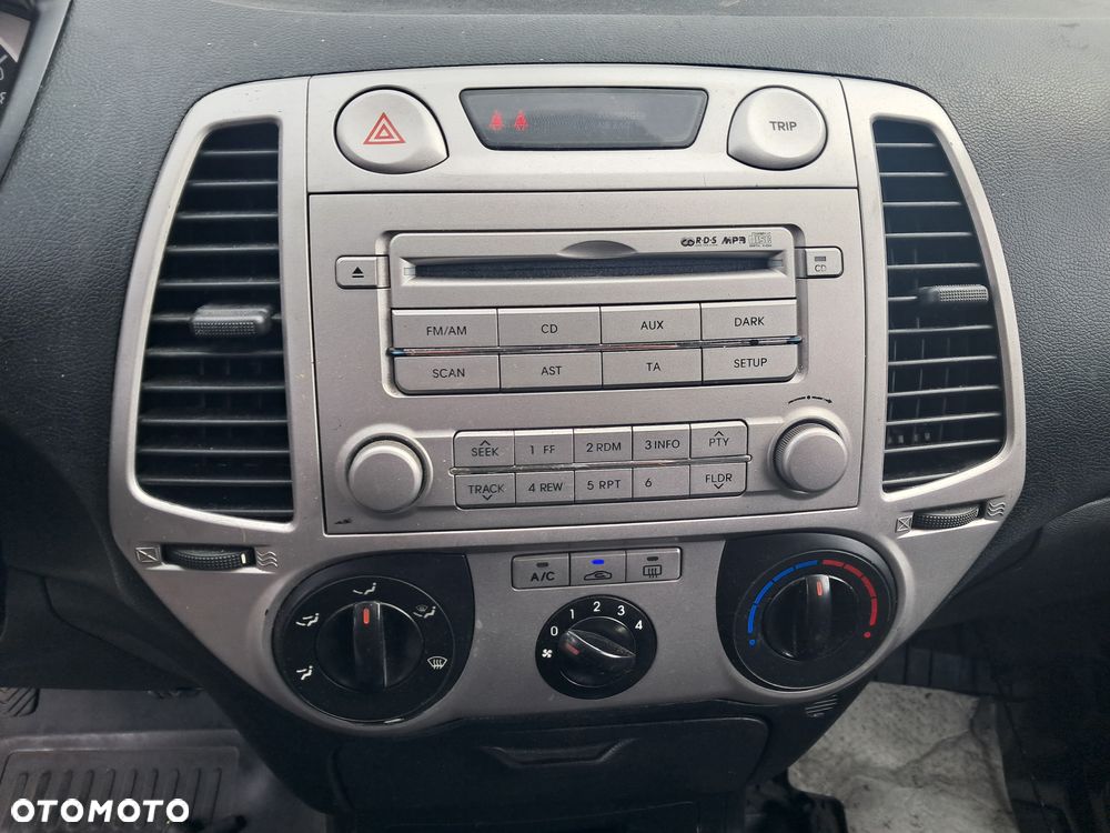 DAWCA CZĘŚCI HYUNDAI I20 I 2011 1.2 MPI 16V G4LA KL. FR - 9