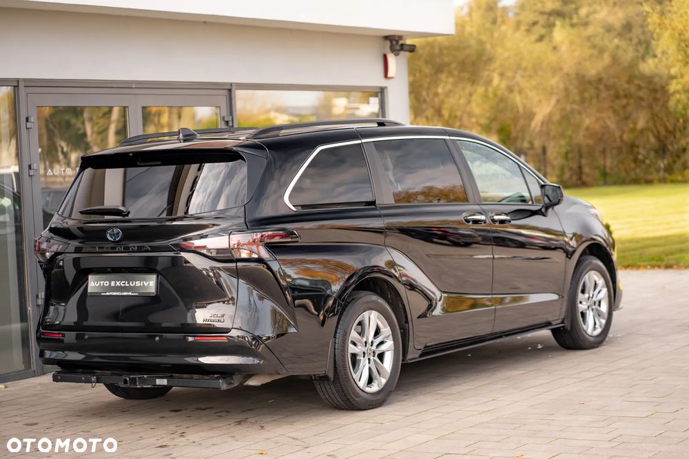 Toyota Sienna - 13
