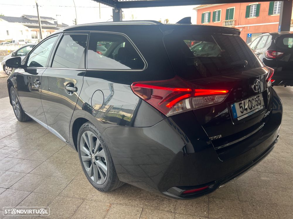 Toyota Auris Touring Sports 1.8 HSD Sport+Skyview +Navi - 10