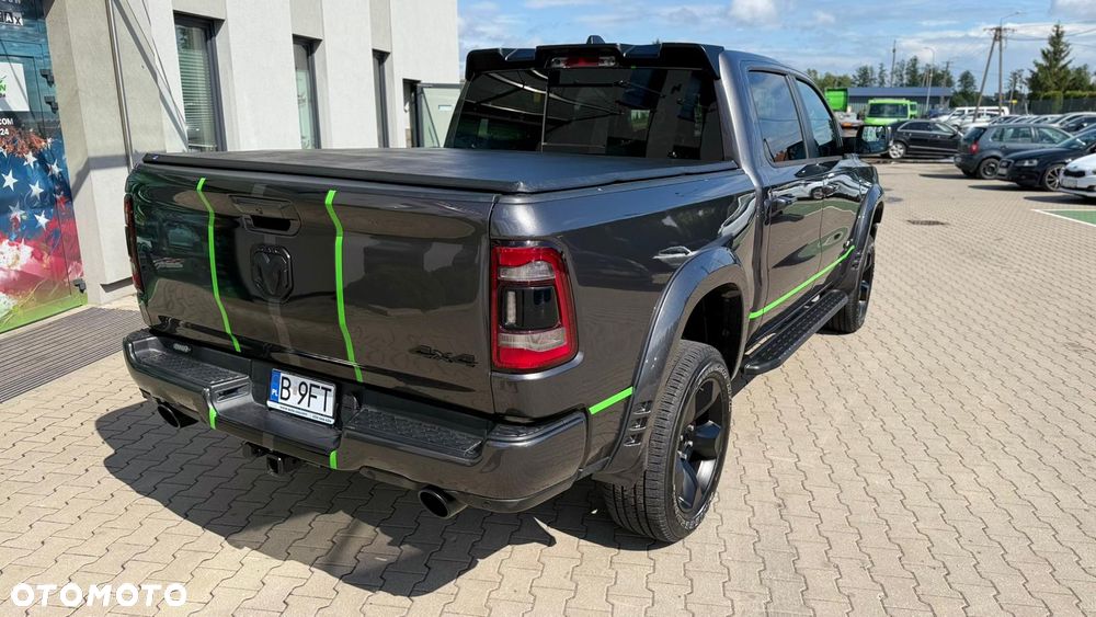 RAM 1500 - 12