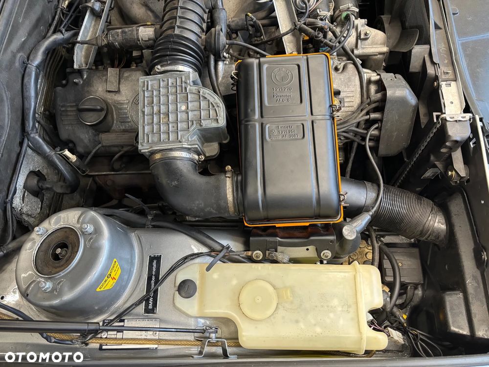BMW Seria 5 535 i - 8