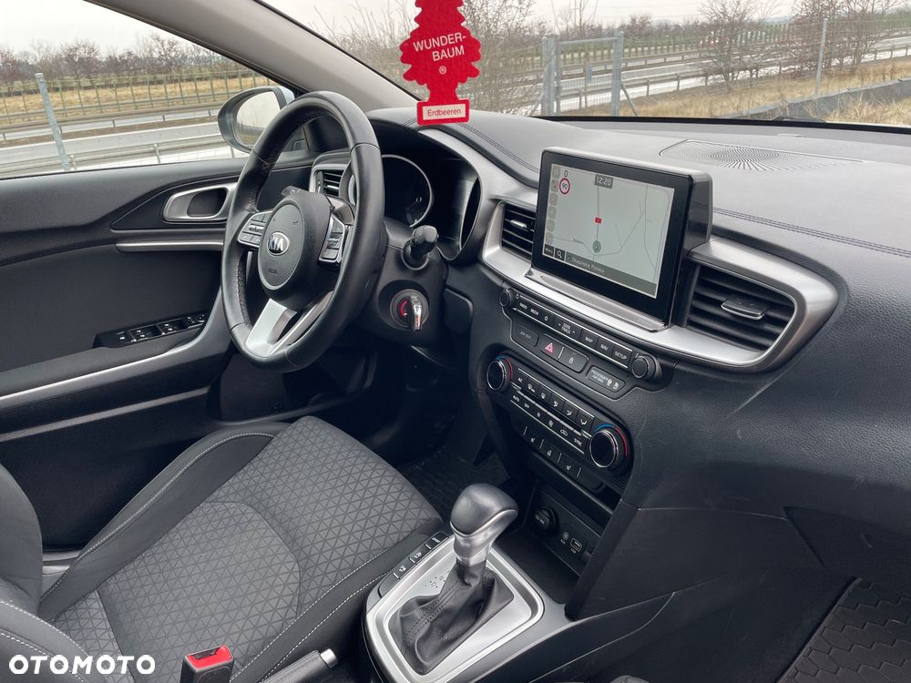 Kia Ceed 1.6 CRDi 136 DCT ISG Spirit - 17