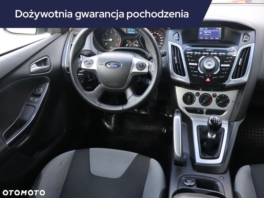 Ford Focus SW - 9