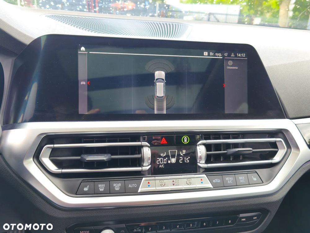 BMW Seria 3 320d Edition M Sport Shadow - 29
