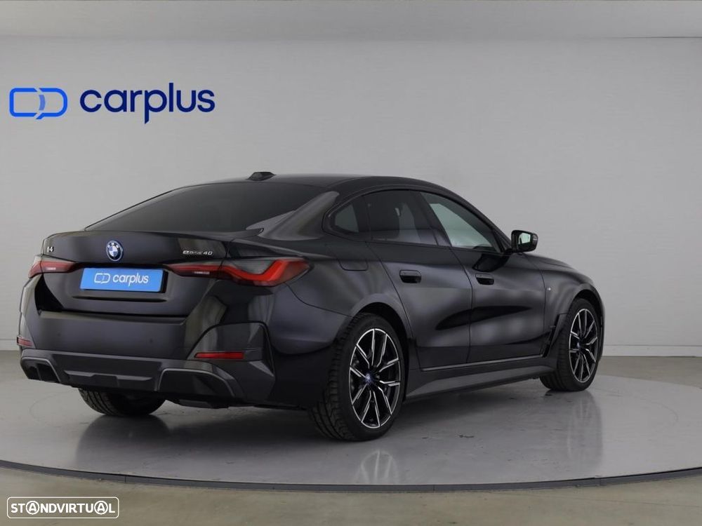 BMW i4 eDrive40 Desportiva M - 7