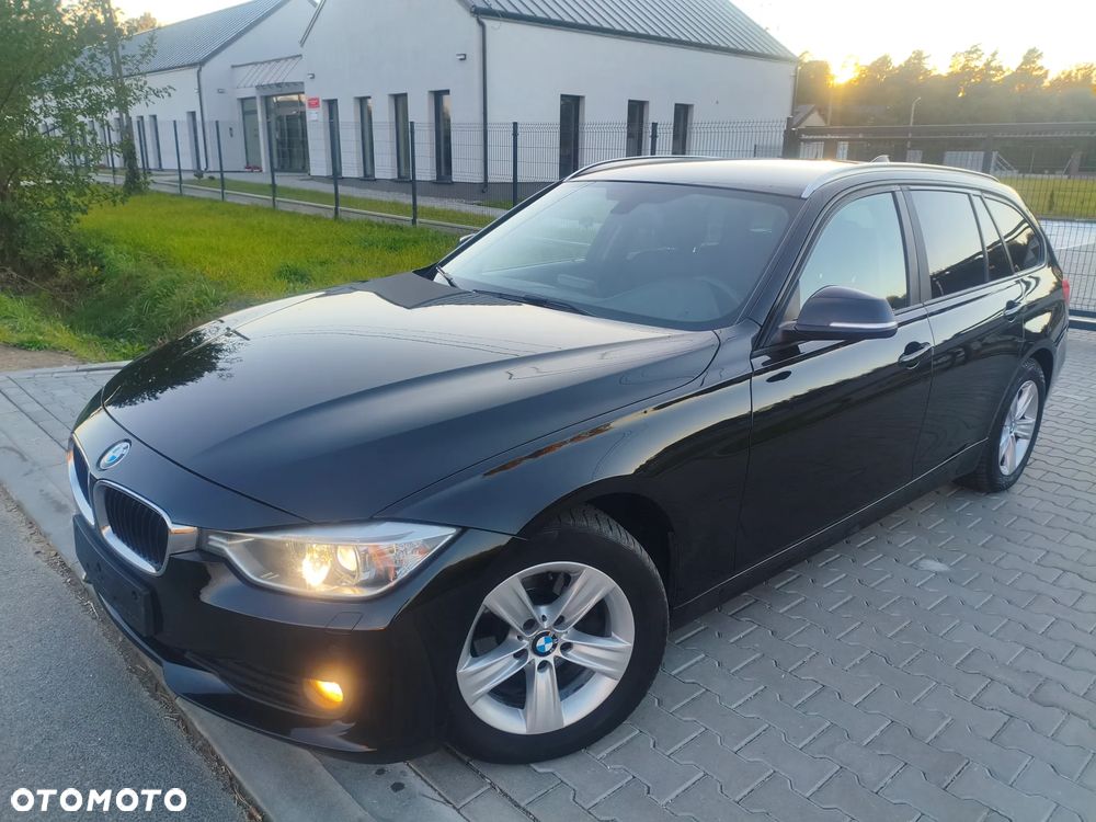 BMW 3 Series 2013 photo 2