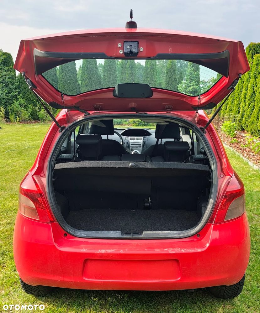 Toyota Yaris 1.0 Luna - 2