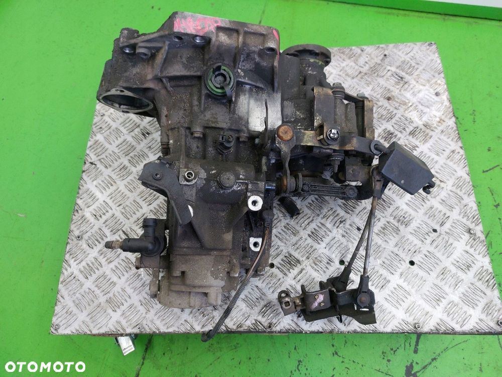Skrzynia biegów Manualna VW Golf IV 1997-2003 1,4 16V B DUW BORA LEON I - 4