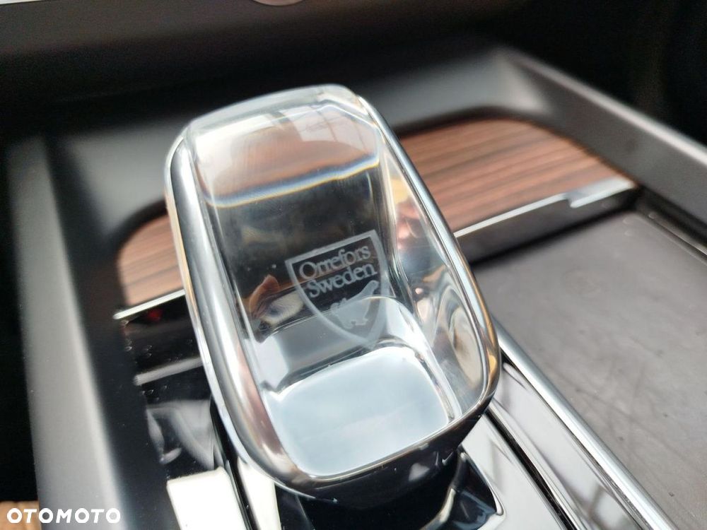 Volvo XC 60 - 22